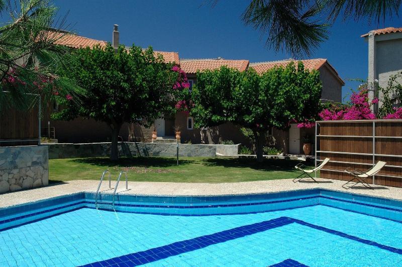 Paradise Island Villas Hersonissos  Esterno foto